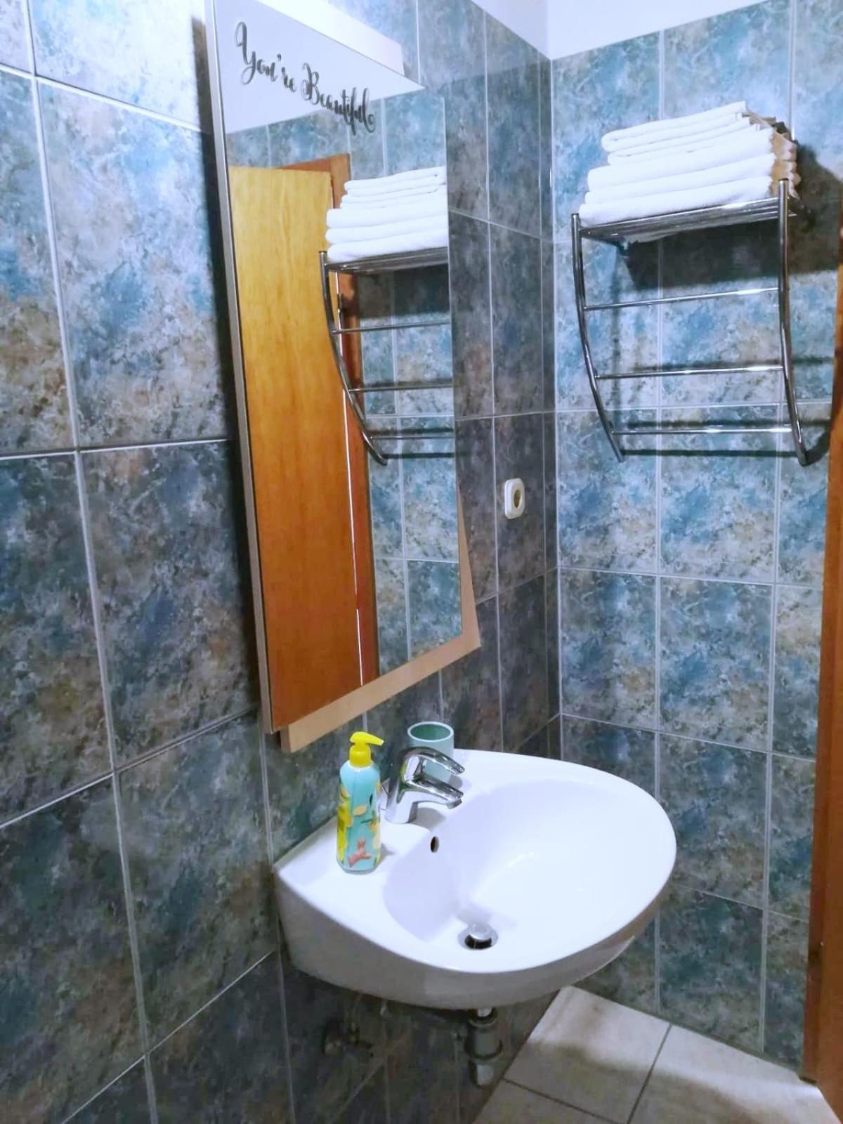 Apartment Lo - With Swimming Pool Сплит Екстериор снимка
