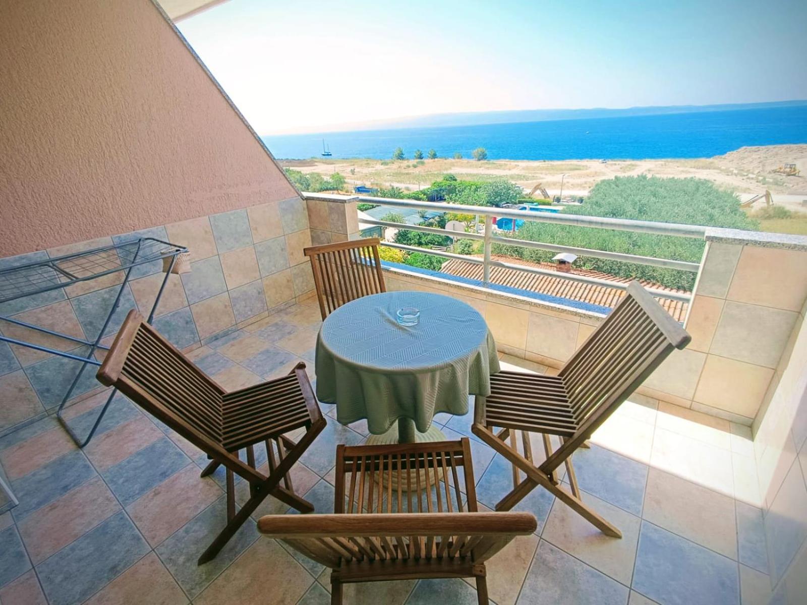 Apartment Lo - With Swimming Pool Сплит Екстериор снимка